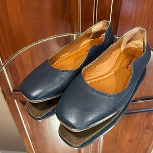 Lucky Brand Women's Navy Blue Flats